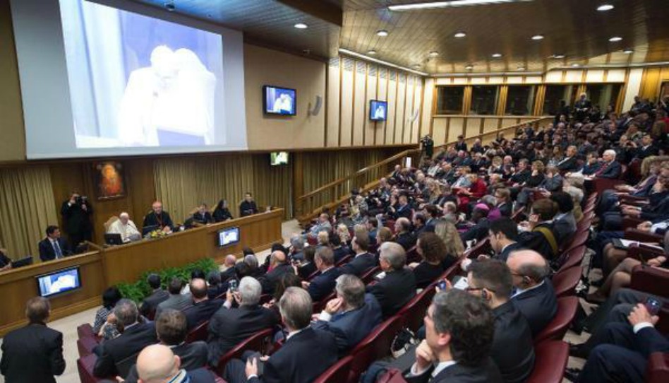I leader globali della fede si incontrano per discutere del matrimonio, in Vaticano